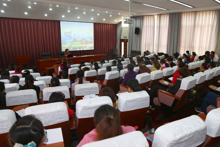 http://ynaunews.ynau.edu.cn/Article/UploadFiles/201604/2016040113451271.jpg