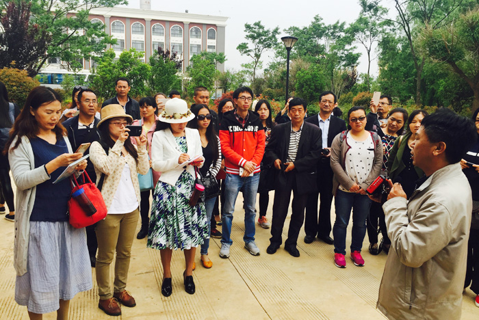 http://ynaunews.ynau.edu.cn/Article/UploadFiles/201604/2016042517480613.jpg